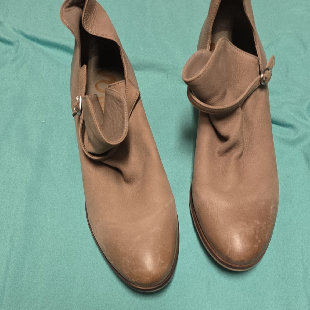 Sam Edelman Tan Ankle Booties
